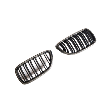 Kolfiber Grill med mattsvarta ribbor till BMW 2-Serie, F87 M2, F22 och F23