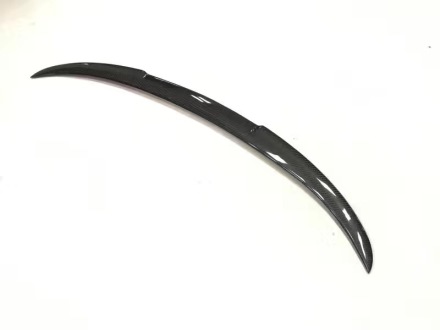 Kolfiber Bakluckespoiler till BMW F36